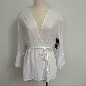 Vintage Cinema Etoile White Wrap Blouse with Pleated Sleeves Medium NWT